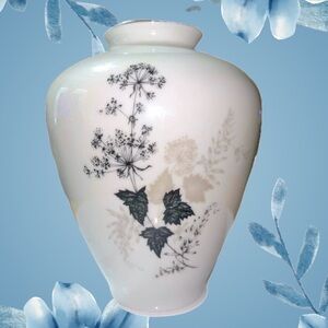 VINTAGE STONEGATE WOODDALE BAVARIA GERMANY CERAMIC 6” VASE